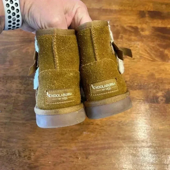 Koolaburra by Ugg tan short boots size 12 - Picture 4 of 8